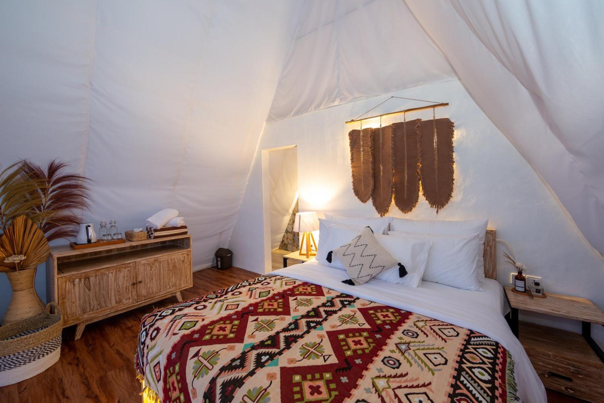 The Dewi Kintamani Luxury Glamping And Natural Hotspring Eksteriør bilde