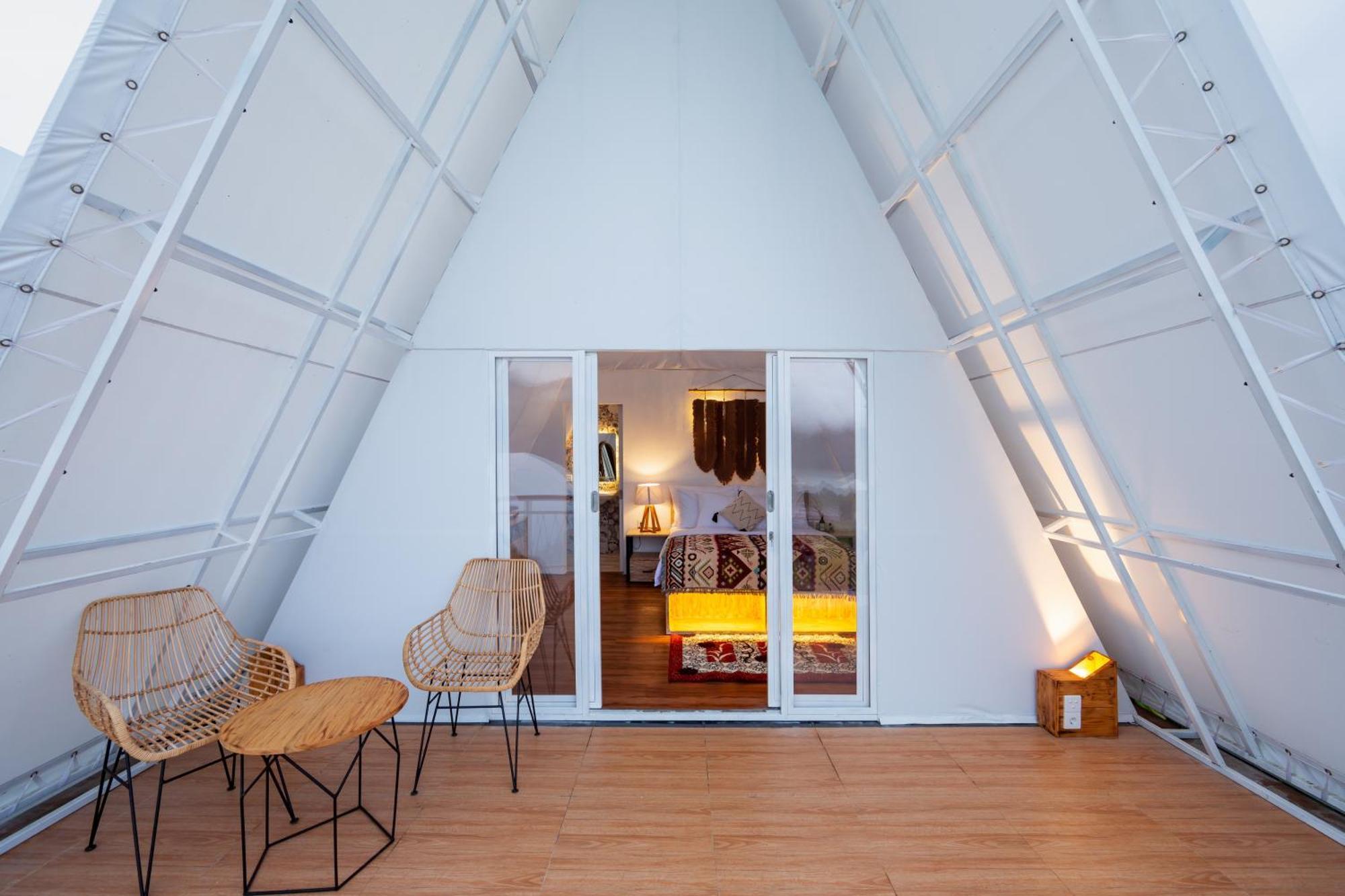 The Dewi Kintamani Luxury Glamping And Natural Hotspring Eksteriør bilde