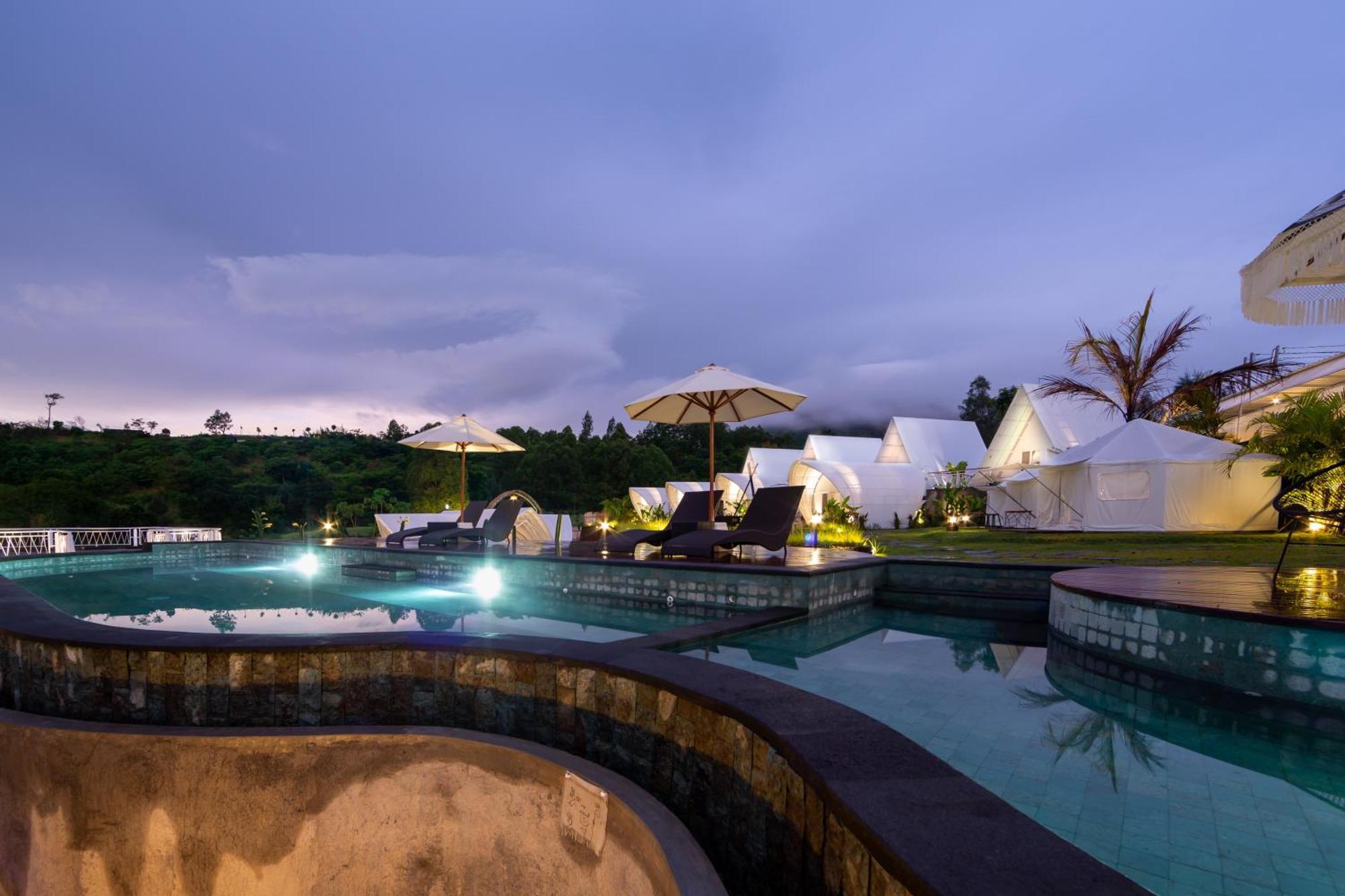The Dewi Kintamani Luxury Glamping And Natural Hotspring Eksteriør bilde