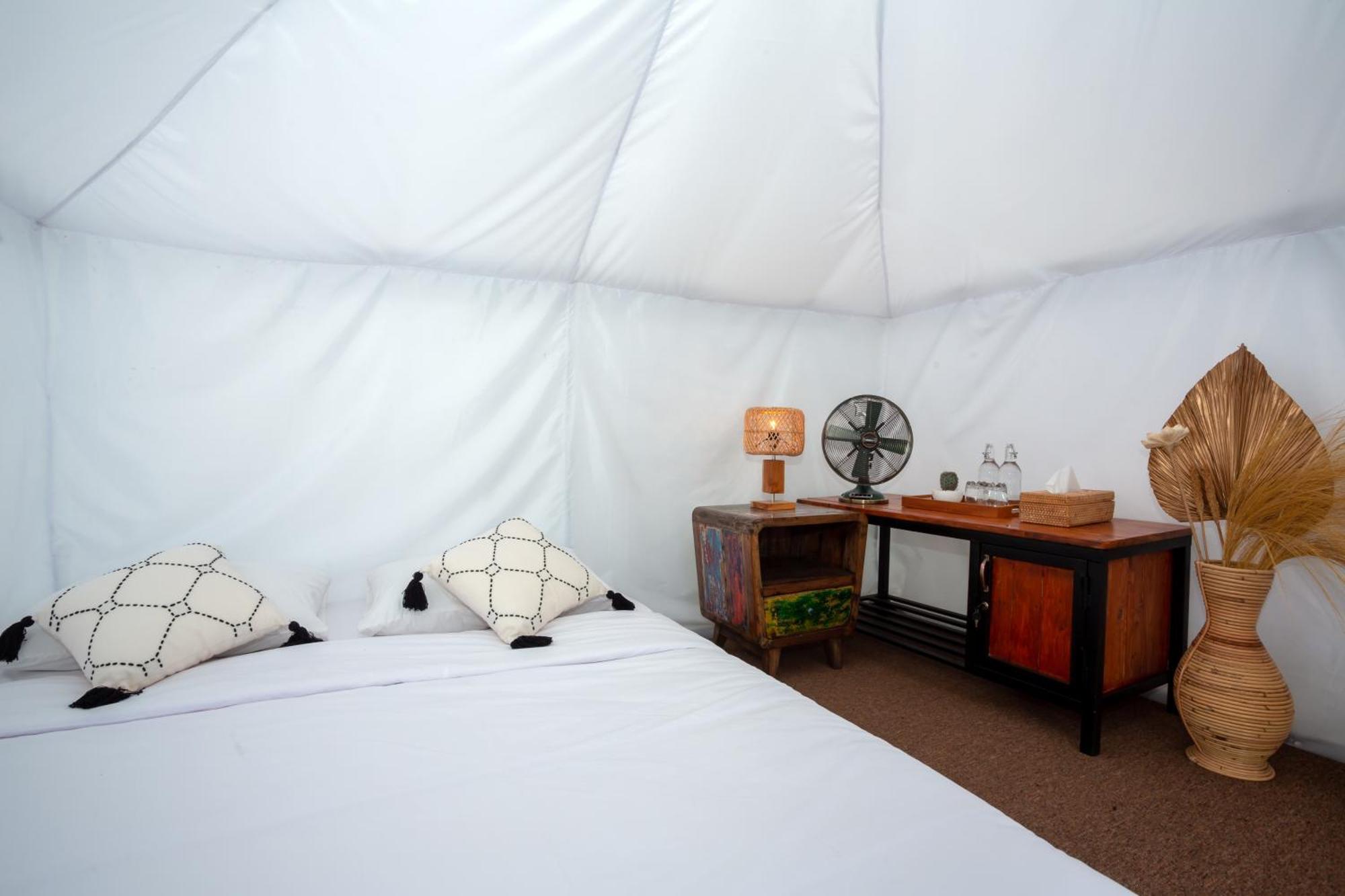 The Dewi Kintamani Luxury Glamping And Natural Hotspring Eksteriør bilde
